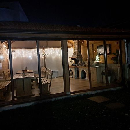 ספרבה בניה Guest House Ideal מראה חיצוני תמונה