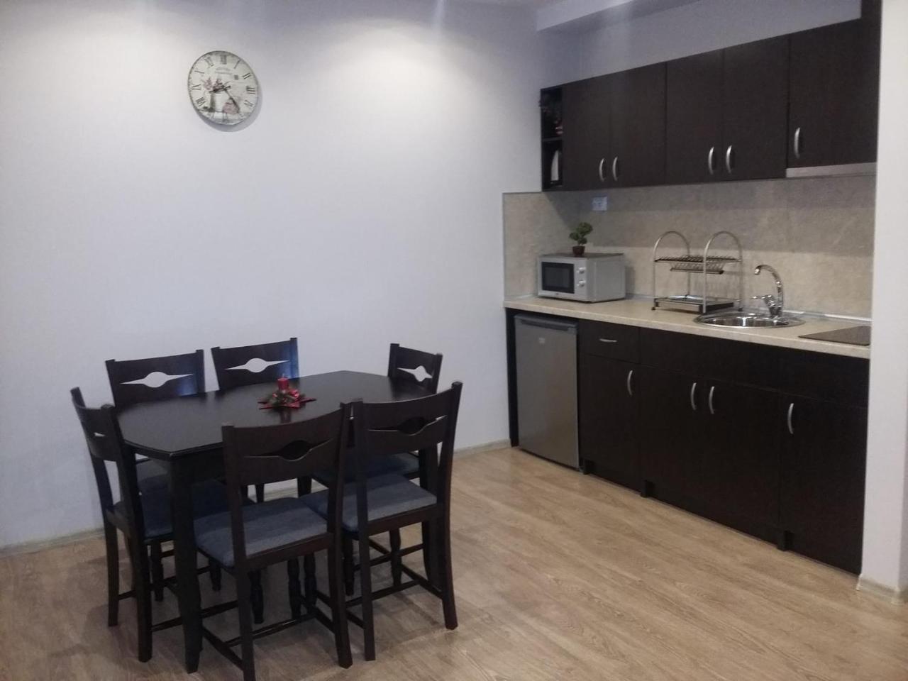 ספרבה בניה Guest House Ideal מראה חיצוני תמונה