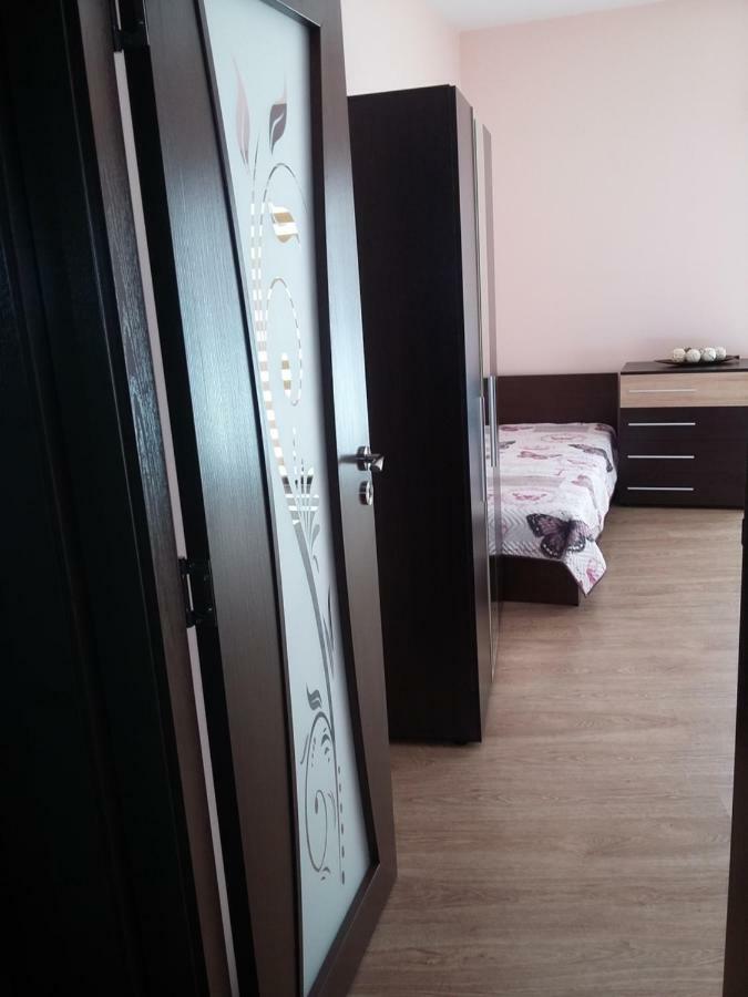 ספרבה בניה Guest House Ideal מראה חיצוני תמונה