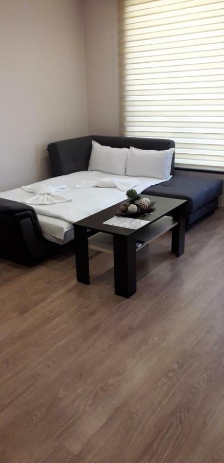 ספרבה בניה Guest House Ideal מראה חיצוני תמונה