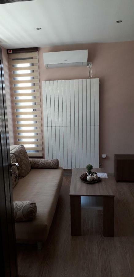 ספרבה בניה Guest House Ideal מראה חיצוני תמונה