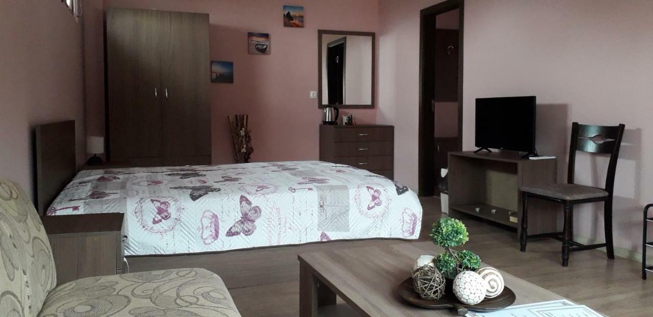 ספרבה בניה Guest House Ideal מראה חיצוני תמונה