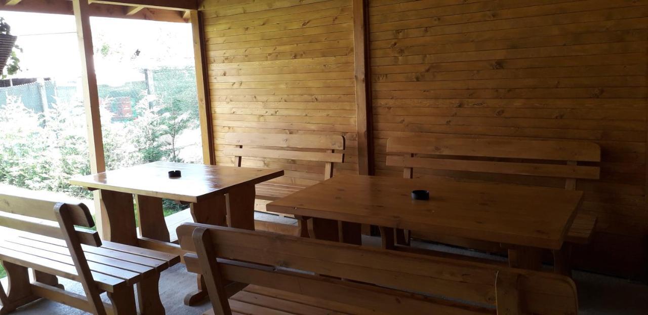 ספרבה בניה Guest House Ideal מראה חיצוני תמונה